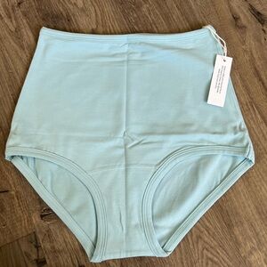 ARQ high rise undies, size Small, NWT